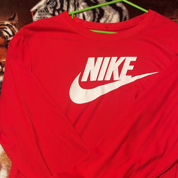 Red Nike long sleeve - Picture 2 of 4